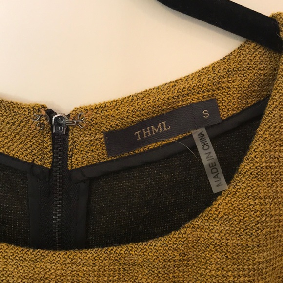 THML Dress - Picture 3 of 6